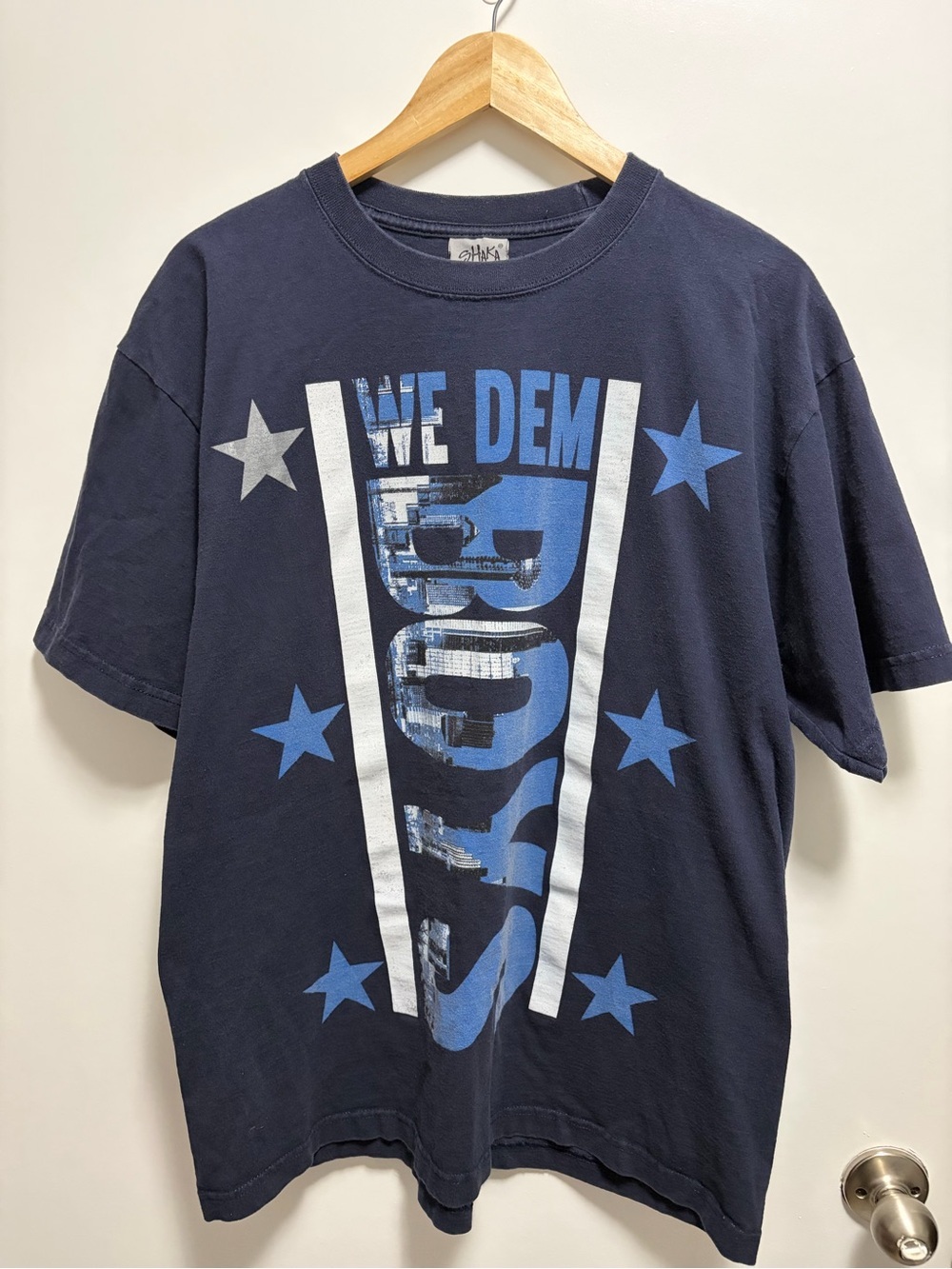 Shaka Wear "We Dem Boyz" t-shirt featuring a Dallas Cowboys Graphic Men’s XL